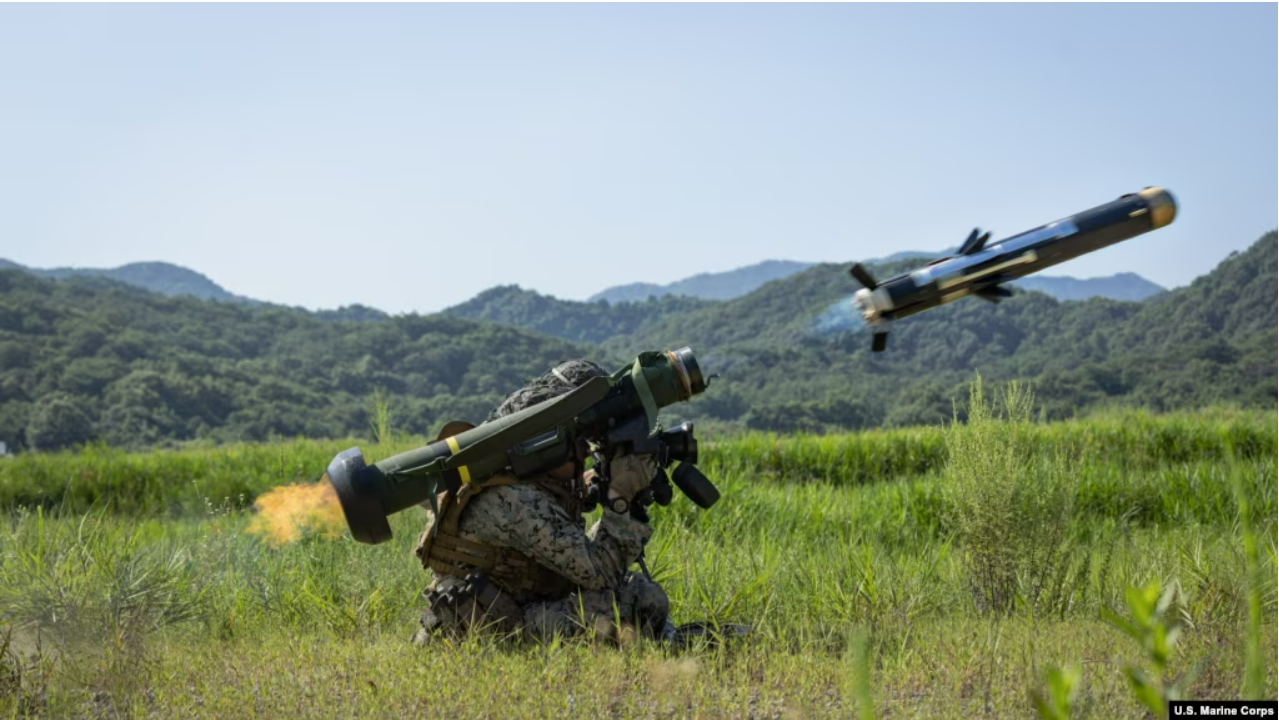 美国批准向印度出售价值9300万美元的“标枪”导弹系统和“神剑”制导炮弹