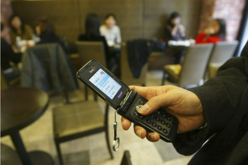 中国多地私人影院被曝推销有偿陪侍服务