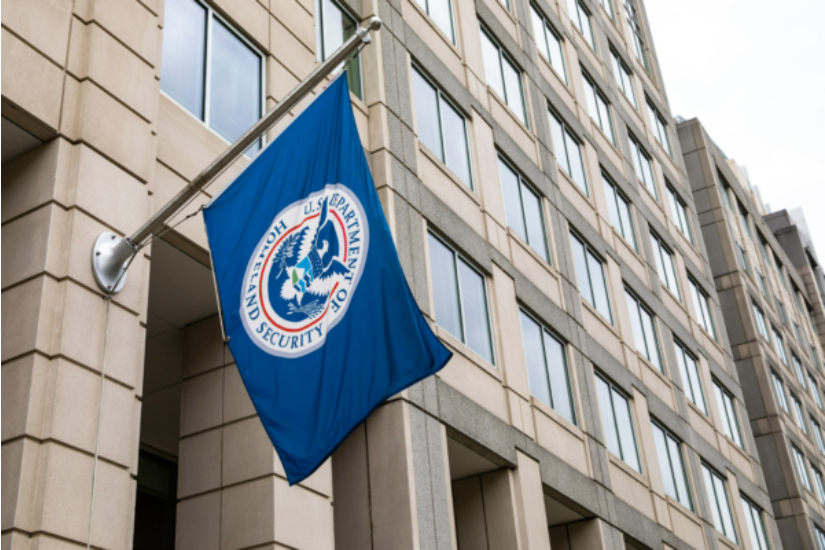 亚利桑那州华裔寿司店主被控窝藏非法劳工