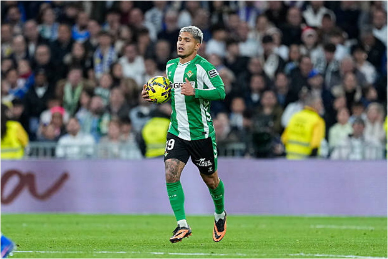 打进一球挽回颜面，贝蒂斯前锋：祝贺贡萨洛，我也想进三个球