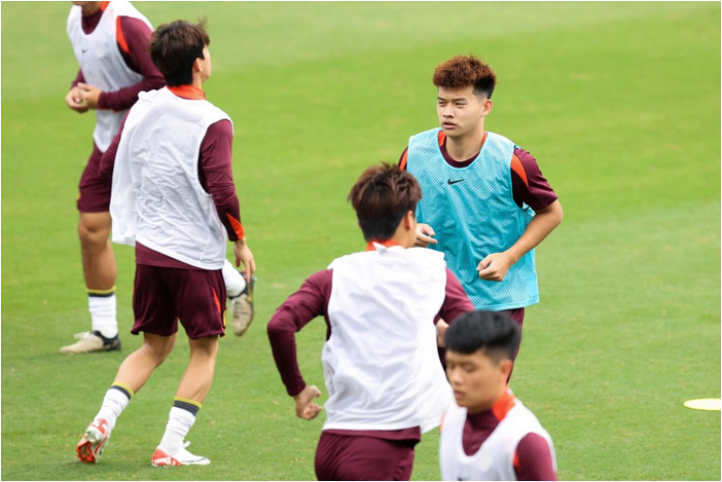 U23国足昨日完成沙特首训 刘浩帆首次参加合练