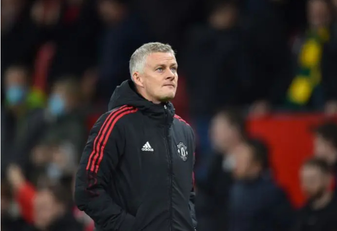 不在乎工资+当零时主帅！曼联功勋，忠义无双，最快下周上任