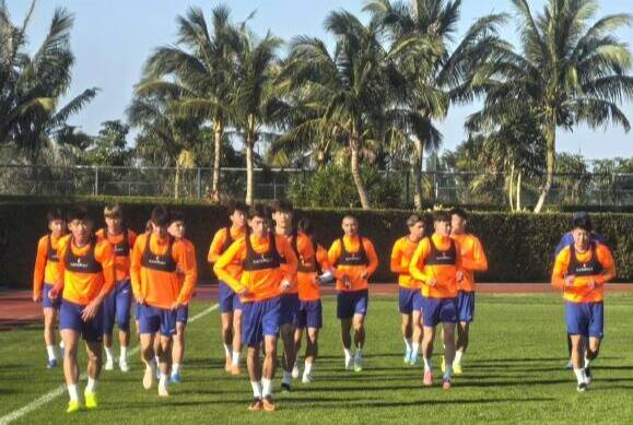 山东泰山队在海口开练，开启一天两练模式