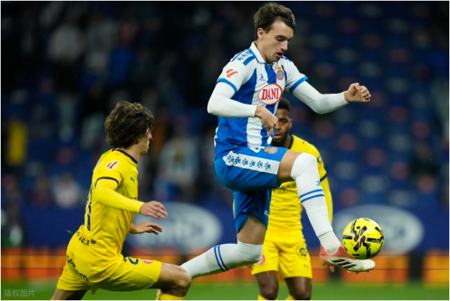 0-2大冷门，西甲第5遭西甲第13掀翻，连送2点球酿悲剧