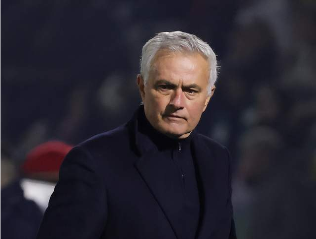 时隔7年！穆帅欧冠再遇尤文：赢球=跻身前24 保留出线希望