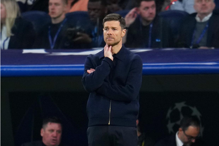 贝尔揭秘阿隆索皇马下课真相：战术大师不懂“管理巨星”