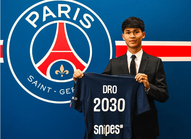 巴萨小马云空降大巴黎！签约4年，为钱背叛巴萨，拉波尔塔惋惜