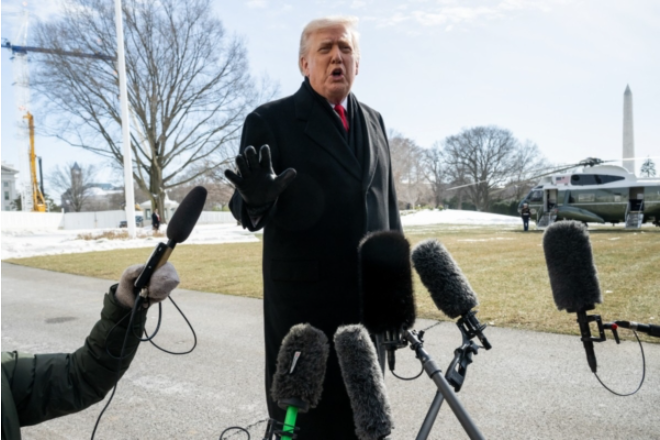 林肯号航母进驻中东 川普暗示伊朗想达协议