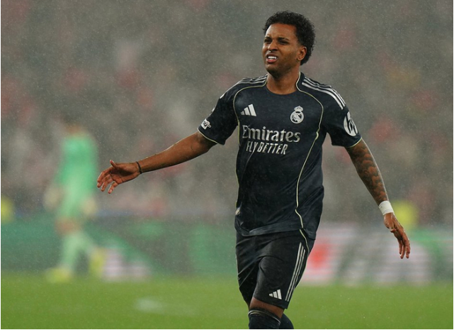 皇马再遭暴击！6000万红星辱骂主裁禁赛2场，无缘欧冠附加赛