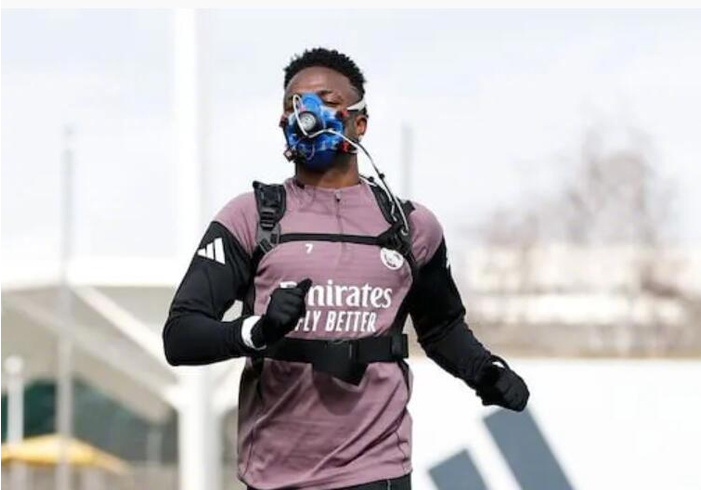 ESPN记者探讨皇马今夏如何处理维尼修斯贝林厄姆