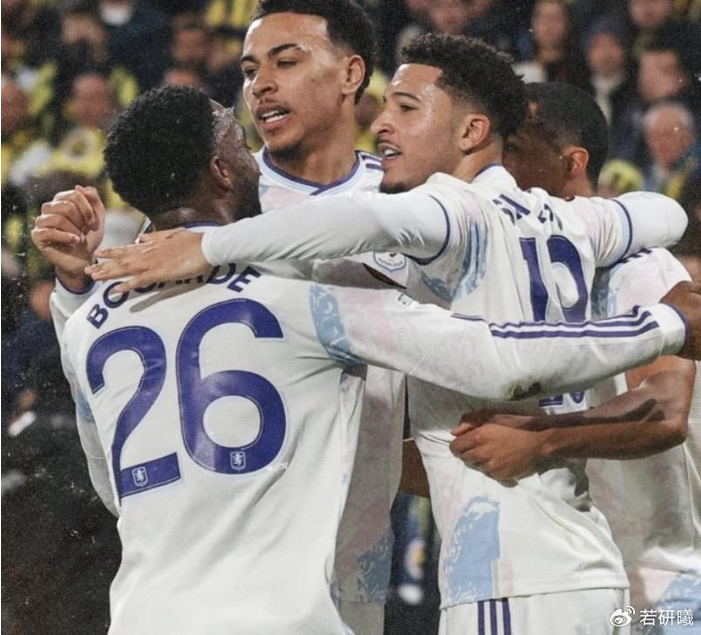 1-0！维拉欧联杯7战6胜，提前1轮出线，下轮争头名，和4队争冠