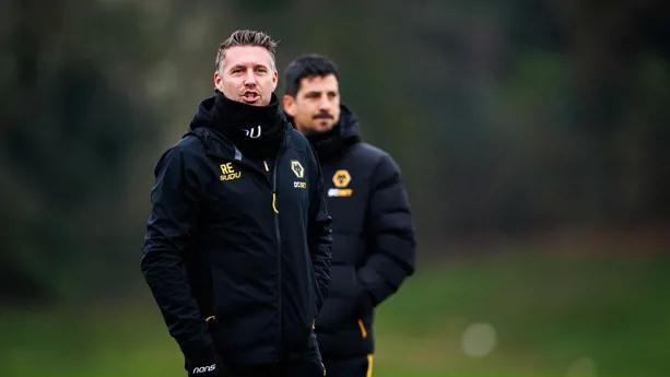 狼队主帅：切尔西在很多位置上拥有世界级球员